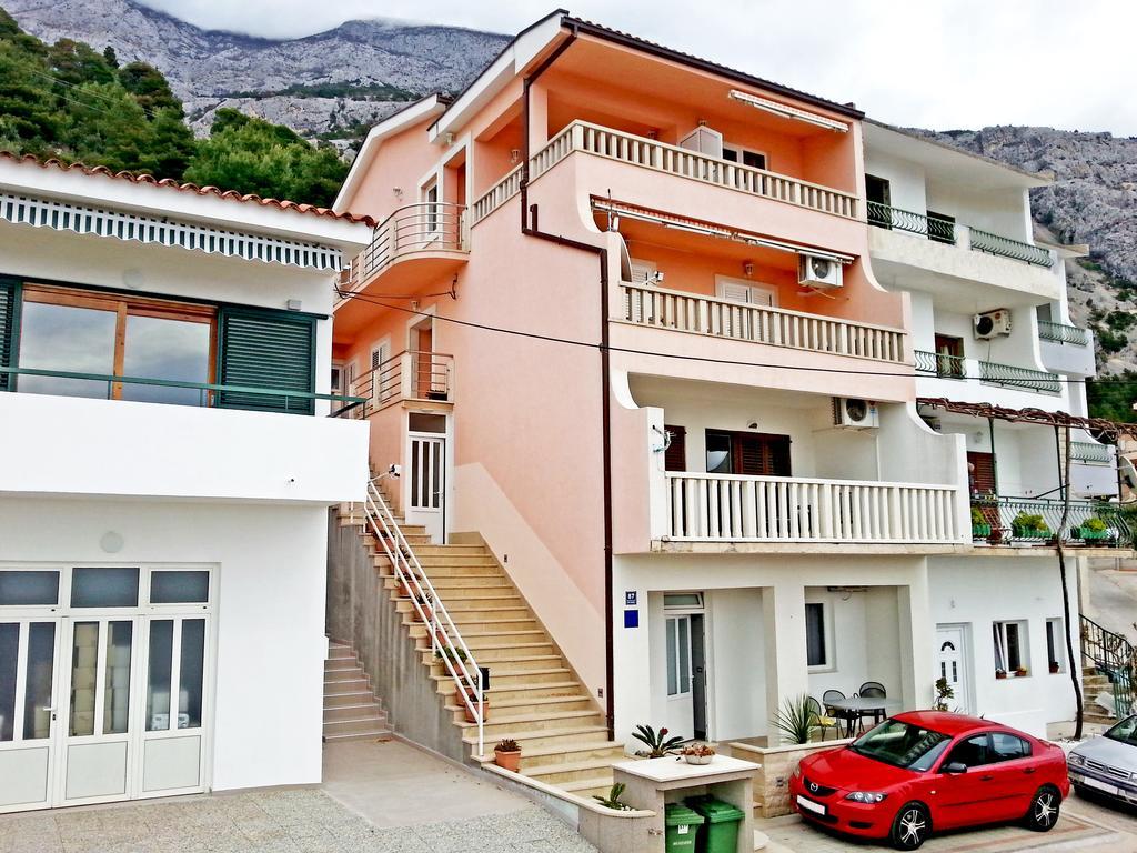 Apartments Emilija Makarska Chambre photo