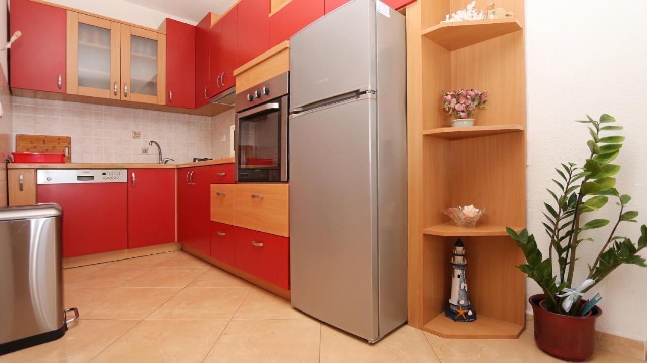Apartments Emilija Makarska Extérieur photo