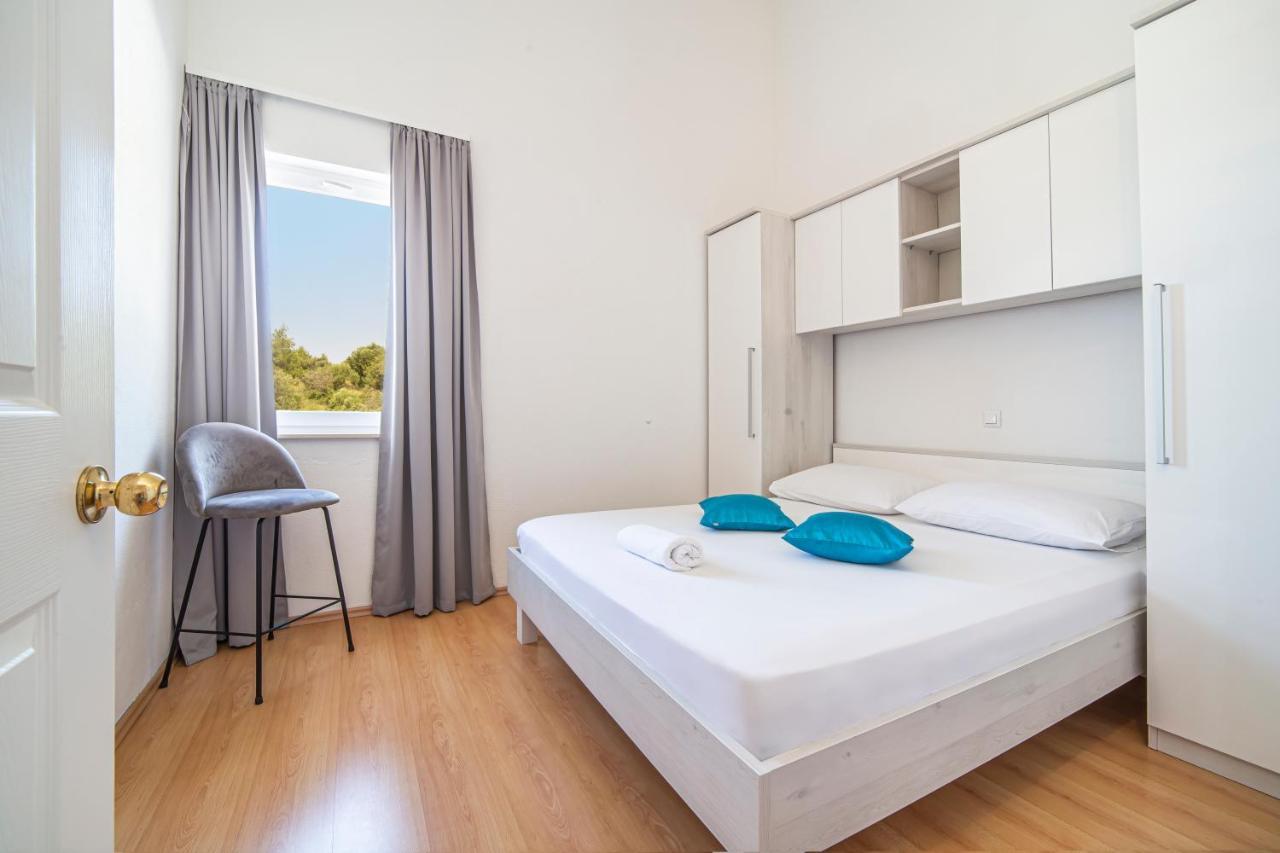 Apartments Emilija Makarska Extérieur photo