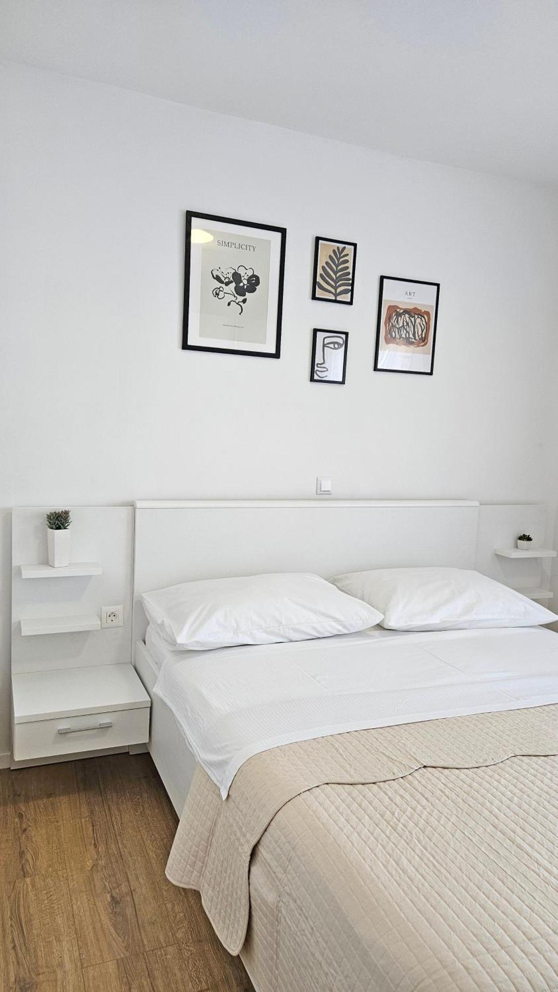 Apartments Emilija Makarska Extérieur photo