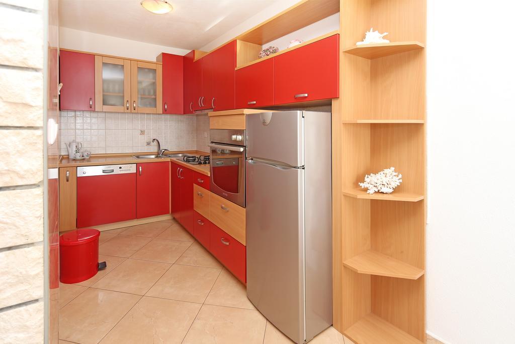 Apartments Emilija Makarska Extérieur photo